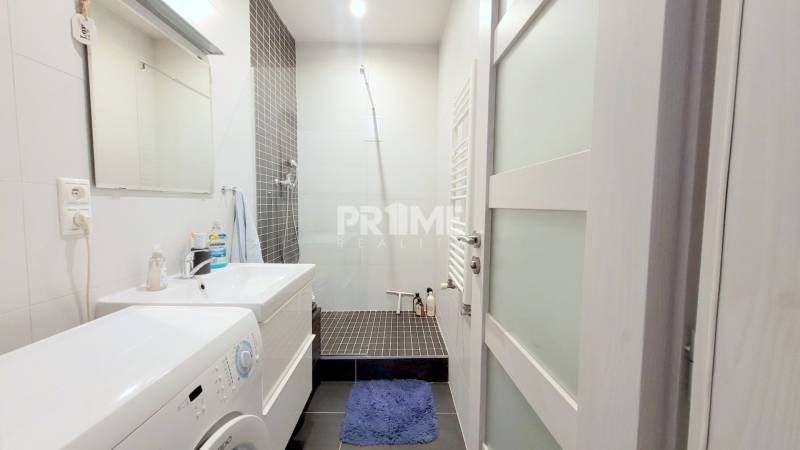 Pekný 2i byt, REKONŠTRUKCIA, TEHLA, Wilsonova ulica, Staré Mesto