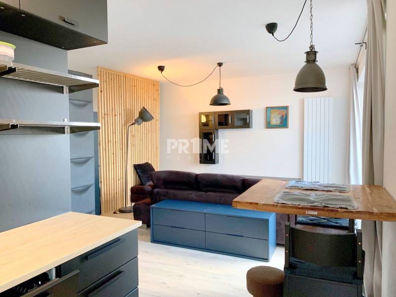 DIZAJNOVÝ 1,5i byt, NOVOST. BELARIA, PAKRING,TERASA,Svätovavrinecká ul