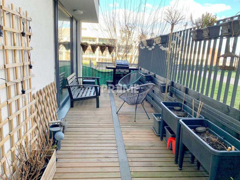 DIZAJNOVÝ 1,5i byt, NOVOST. BELARIA, PAKRING,TERASA,Svätovavrinecká ul