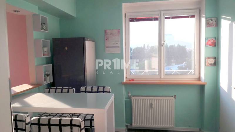 Pekný 2i byt, REKONŠTRUKCIA, KLÍMA, Trnavská cesta, Ružinov