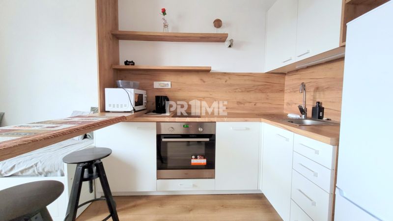 MODERNÁ GARSÓNKA, NOVOSTAVBA, BALKÓN, Ondavska ulica