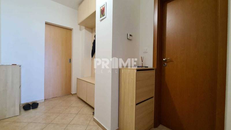 Obojstranne orientovaný 2i byt, klíma, pivnica, parking, Bočná,Stupava