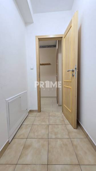 komora pri vstupe do bytu