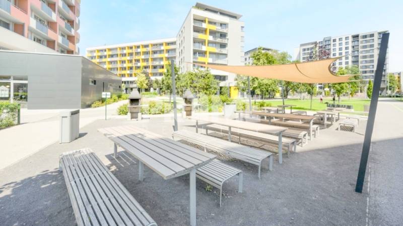 NOVINKA !!! Krásny 2i byt, NOV.NUPPU, BALKÓN, PARKING, Hraničná ulica