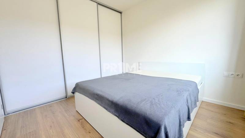 BÝVAJ PRVÝ V 2i byte, POD VINICOU, LOGGIA, PARKING, Skalická ulica