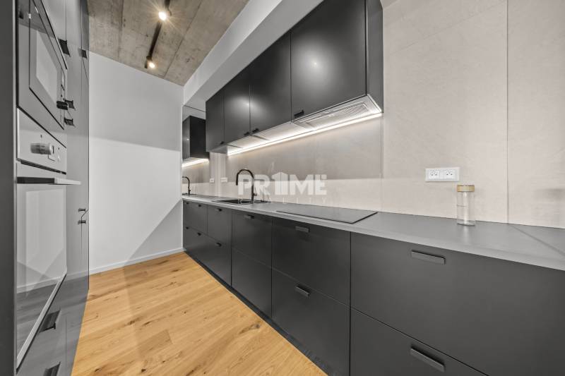 EXKLUZÍVNY MEZONETOVÝ 4i byt ( 103 m2 ), NADSTAVBA, KLÍMA, LOGGIA,NIVY