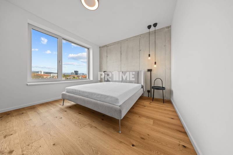 EXKLUZÍVNY MEZONETOVÝ 4i byt ( 103 m2 ), NADSTAVBA, KLÍMA, LOGGIA,NIVY