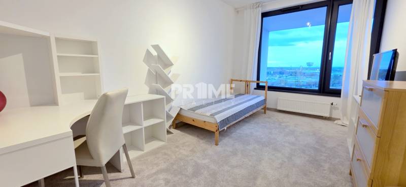 EXKLUZÍVNY 3i MEZONET.BYT, PET FRIENDLY,LOGGIA, ulica Ondreja Štefanka