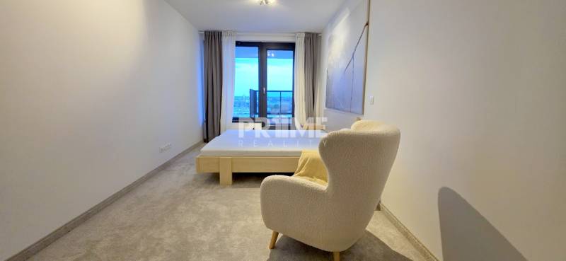 EXKLUZÍVNY 3i MEZONET.BYT, PET FRIENDLY,LOGGIA, ulica Ondreja Štefanka