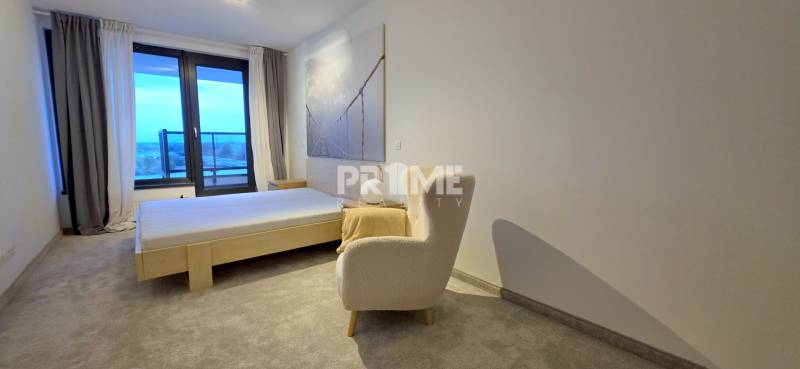 EXKLUZÍVNY 3i MEZONET.BYT, PET FRIENDLY,LOGGIA, ulica Ondreja Štefanka