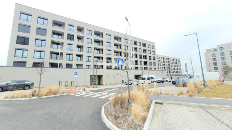 MODERNÝ 1,5i byt, BORY, LOGGIA, PARKING, Mateja Encingera