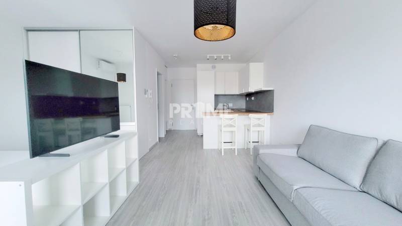 MODERNÝ 1,5i byt, BORY, LOGGIA, PARKING, Mateja Encingera