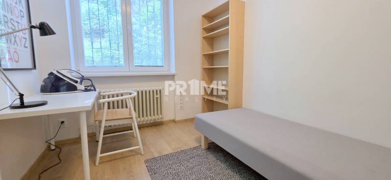 ŠTÝLOVÝ 4i byt, TERASA ( 62 m2 ), VÝHĽAD, PARKING, Čapkova ulica
