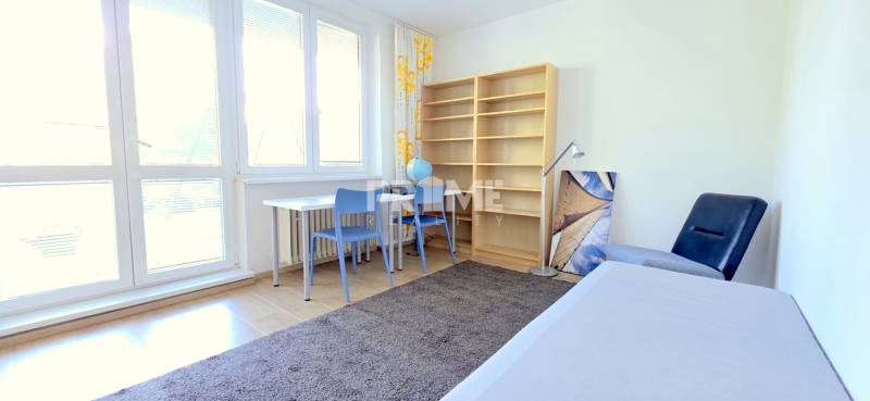 ŠTÝLOVÝ 4i byt, TERASA ( 62 m2 ), VÝHĽAD, PARKING, Čapkova ulica