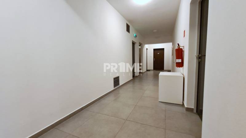 Priestranný 3i byt, 2xloggia, parking, novostavba Mendelsohn, Kazanská