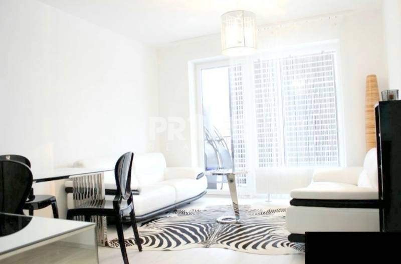 MODERNÝ 3i BYT, SLNEČNICE, BALKÓN ( 26 m2 ), DOG FRIENDLY, Źltá ulica 
