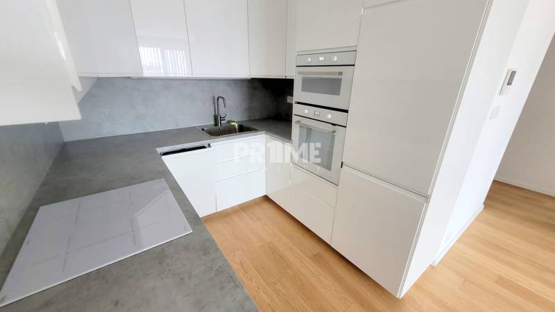 MODERNÝ 2i byt, KLINGERKA, LOGGIA, 2 X KLÍMA, PARKING,Súkennicka ulica