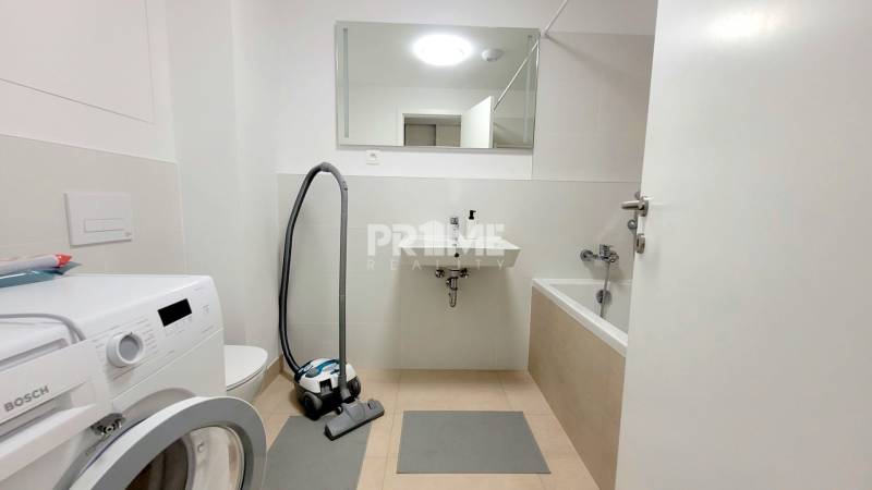 MODERNÝ 2i byt, KLINGERKA, LOGGIA, 2 X KLÍMA, PARKING,Súkennicka ulica