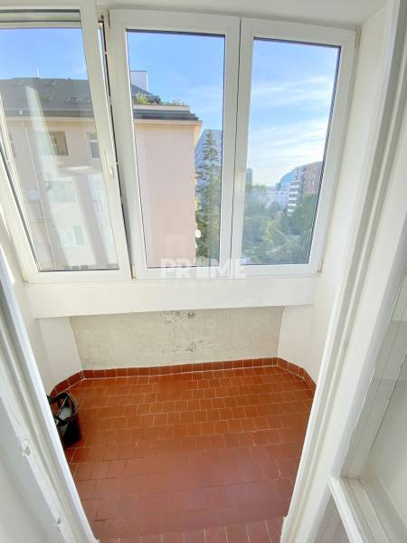 U NÁS !!!, Krásny 2i byt,  BALKÓN, MEDICKÁ ZÁHRADA, Wilsonova ulica