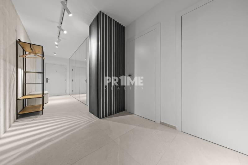 EXKLUZÍVNY MEZONETOVÝ 4i byt ( 103 m2 ), NADSTAVBA, KLÍMA, LOGGIA,NIVY