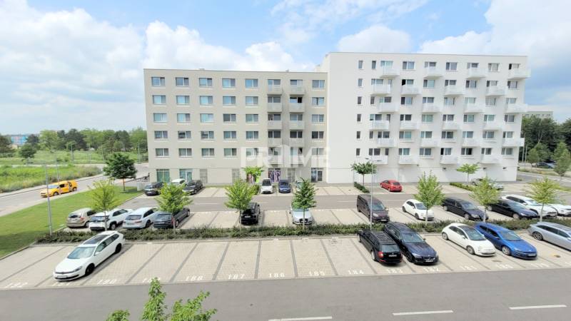 MODERNÝ 3i byt, OVOCNÉ SADY, BALKÓN, KlÍMA, PARKING, Ivanská cesta