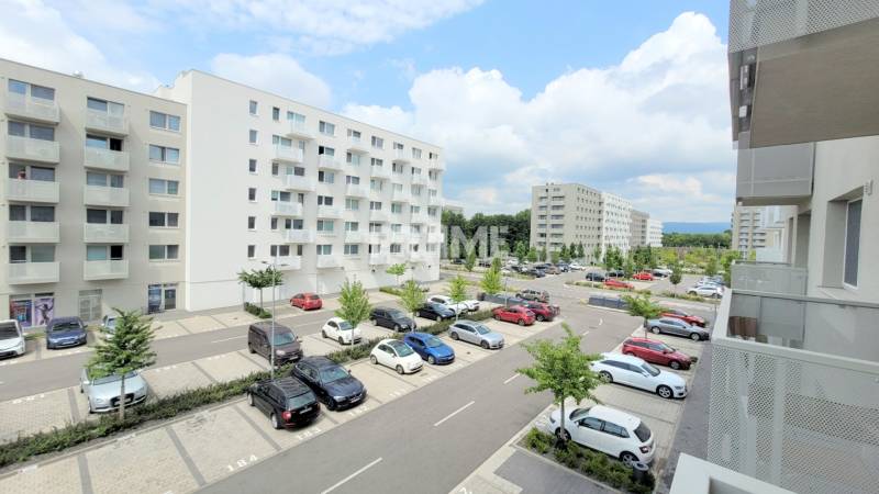 MODERNÝ 3i byt, OVOCNÉ SADY, BALKÓN, KlÍMA, PARKING, Ivanská cesta