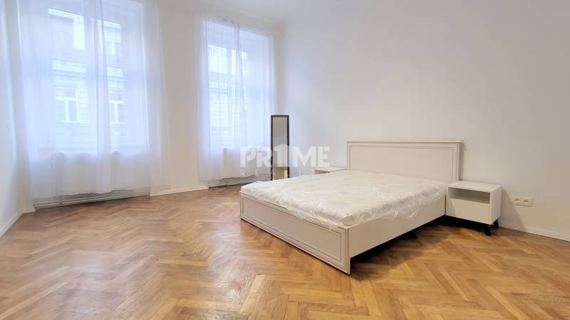 EXKLUZÍVNY 3i BYT ( 98 m2 ), 3 X NEPRIECHODNÁ IZBA, REKONŠT., PALISÁDY