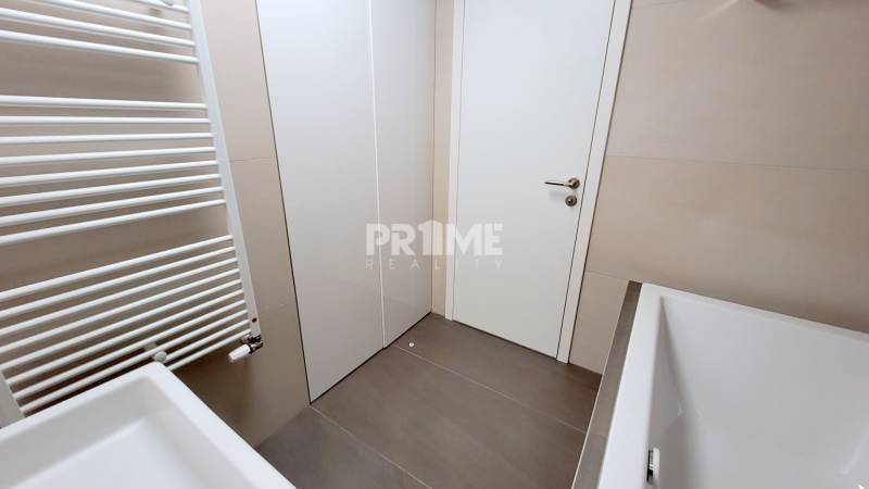 EXKLUZÍVNY 2i byt (16 p.),SKY PARK, KLÍMA, VÝHĽAD, PARKING, VEŽA I