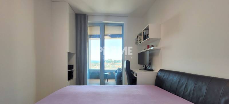 EXKLUZÍVNY 2i byt (16 p.),SKY PARK, KLÍMA, VÝHĽAD, PARKING, VEŽA I