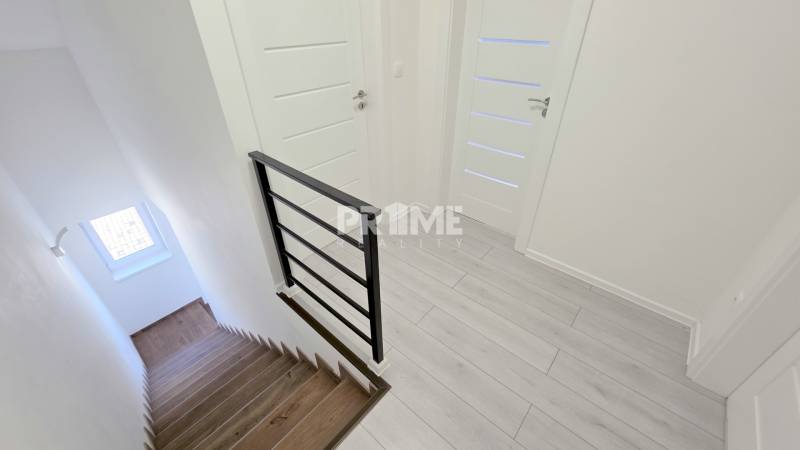 MODERNÝ 3i DOM, TERESA, ZÁHRADA, PARKING, Sadová ulica, Miloslavov