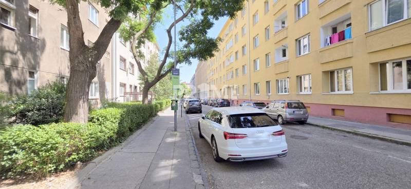 PRIESTRANNÝ 2i byt, BLUMENTÁL, LOGGIA, Wilsonova ulica, Staré Mesto