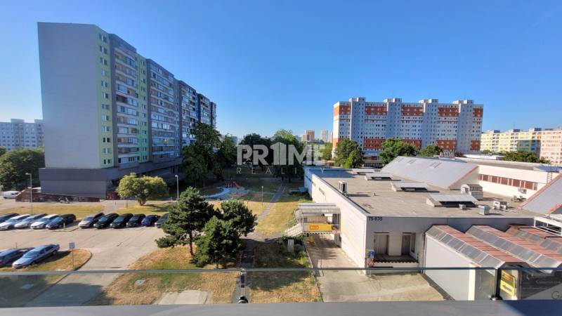  JEDINEČNÝ 2i byt, NOVOSTAVBA EINPARK, TERASA, Zadunajská ulica