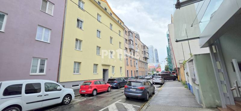 Moderný 3i byt, PET FRIENDLY, KLÍMA, 29. Augusta, Staré Mesto
