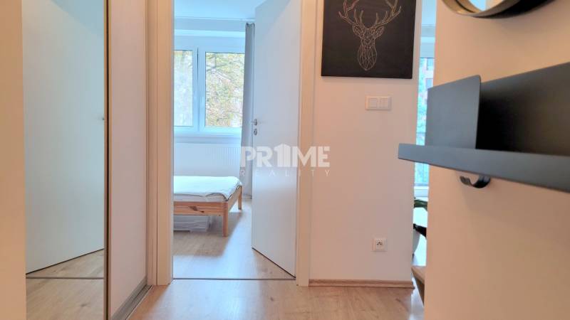 ŠTÝLOVÝ 2i byt, NOVOSTAVBA PARI, BALKÓN, KLÍMA, NIVY, Paričková ulica