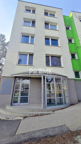 Nebytový priestor – rôzne využitie, Karloveská ul., BA – Karlova Ves