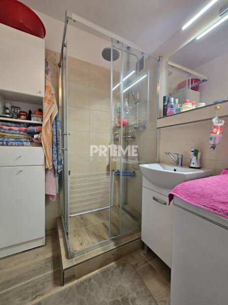 Predaj 3i byt, 2 x pivnica, nepriechodné izby, Bárdošova ul., Kramáre