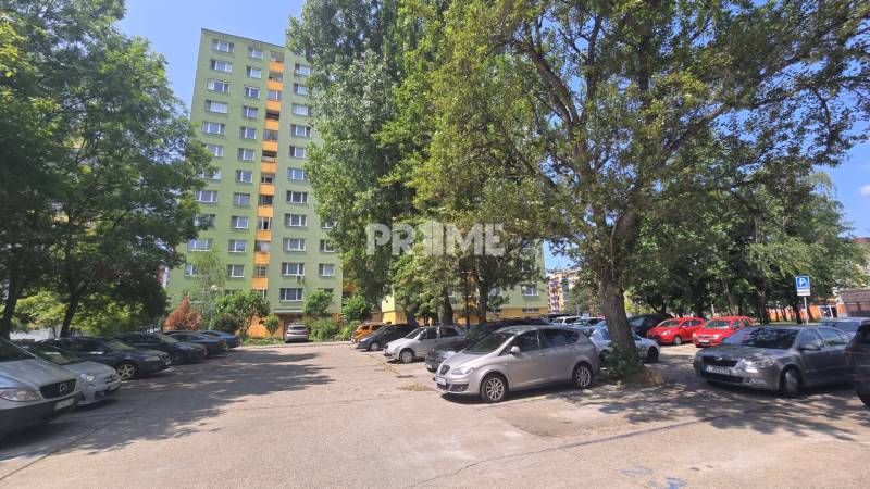 Predaj 3i byt, nepriechodné izby, Osuského ul., BA - Petržalka - Háje