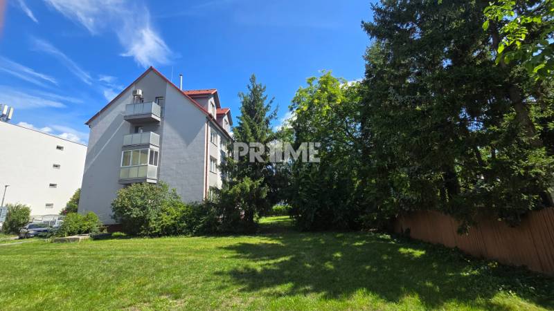 Moderný mezonetový 4i byt, 2 x pivnica, nadstavba, Hanácka, Ružinov