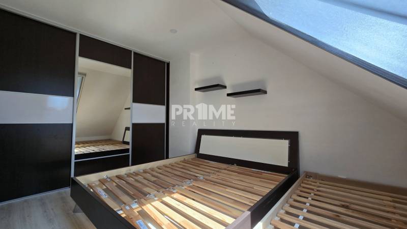 Moderný mezonetový 4i byt, 2 x pivnica, nadstavba, Hanácka, Ružinov