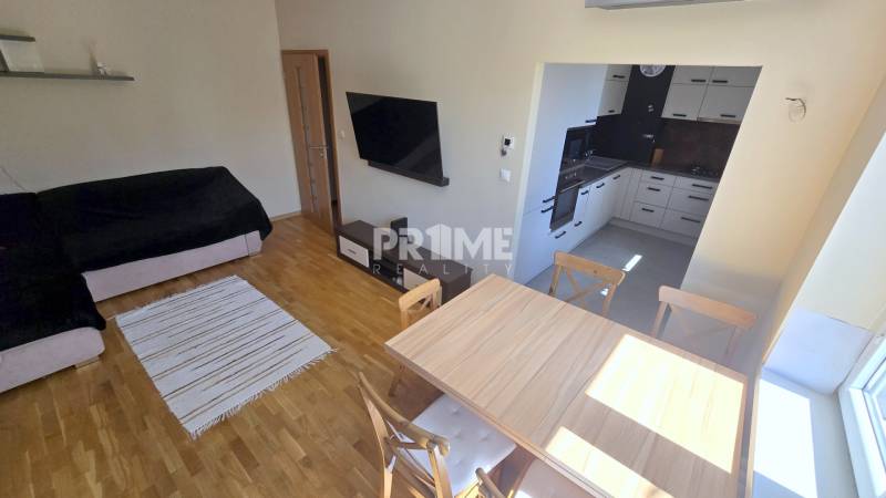 Moderný mezonetový 4i byt, 2 x pivnica, nadstavba, Hanácka, Ružinov