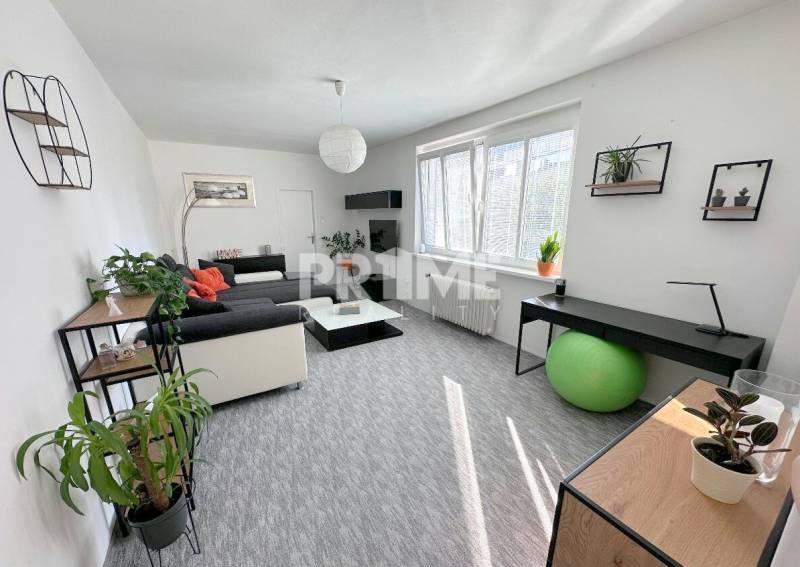 EXKLUZÍVNY 2i byt ( 72 m2 ), REKONŠTRUKCIA, CENTRUM, Dobrovičova ulica