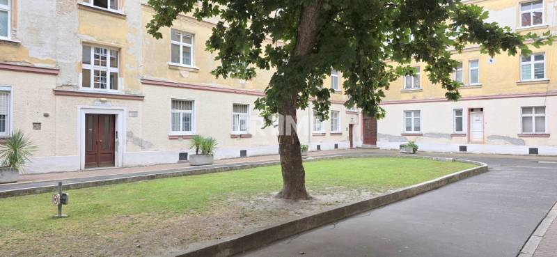 Pekný 2i byt, REKONŠTRUKCIA, Vajanského nábrežie, Staré Mesto