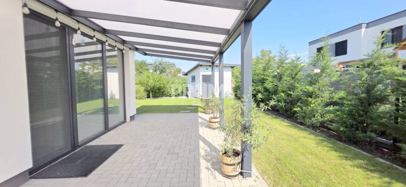 MODERNÝ 3i RD, ZÁHRADA, 3 X PARKING, KLÍMA,Jastrabia ulica,Čierna voda