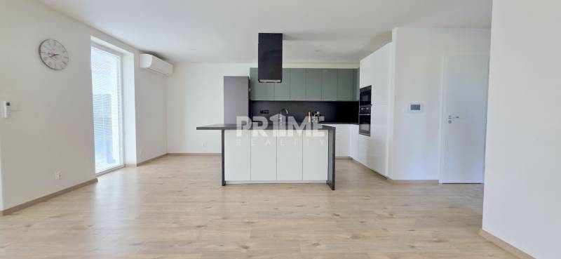 MODERNÝ 3i RD, ZÁHRADA, 3 X PARKING, KLÍMA,Jastrabia ulica,Čierna voda
