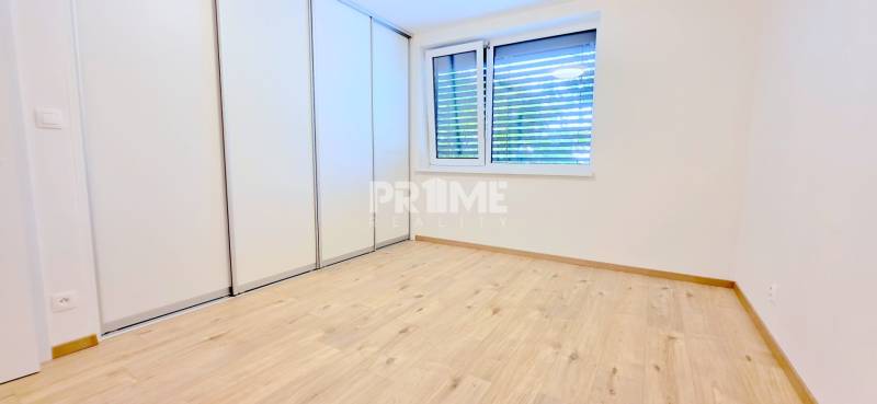 MODERNÝ 3i RD, ZÁHRADA, 3 X PARKING, KLÍMA,Jastrabia ulica,Čierna voda