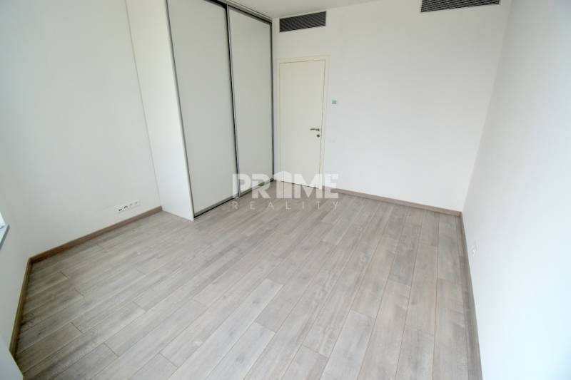 MODERNÝ 3i byt, VÝHĽAD, PARKING,TERASA, KLÍMA,SKY PARK, Továrenská ul.