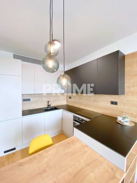 JEDINEČNÝ 2i byt, LOGGIA, VÝHĽAD NA BRAT.HRAD, KLÍMA, SKY PARK