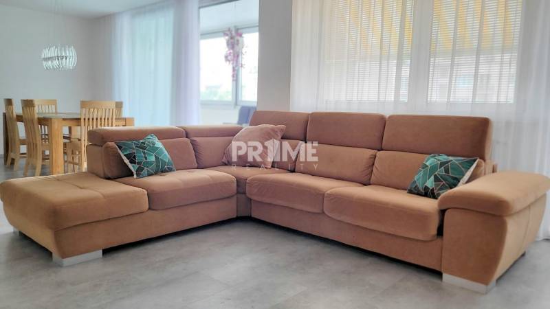 EXKLUZÍVNY 4i byt, PARKING, BALKÓN, LOGGIA, KLÍMA, ulica Martina Benku