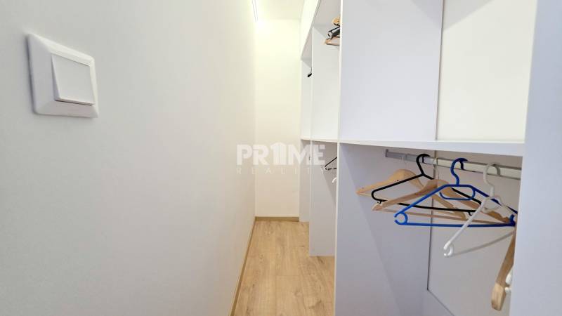 EXKLUZÍVNY 4i byt, PARKING, BALKÓN, LOGGIA, KLÍMA, ulica Martina Benku