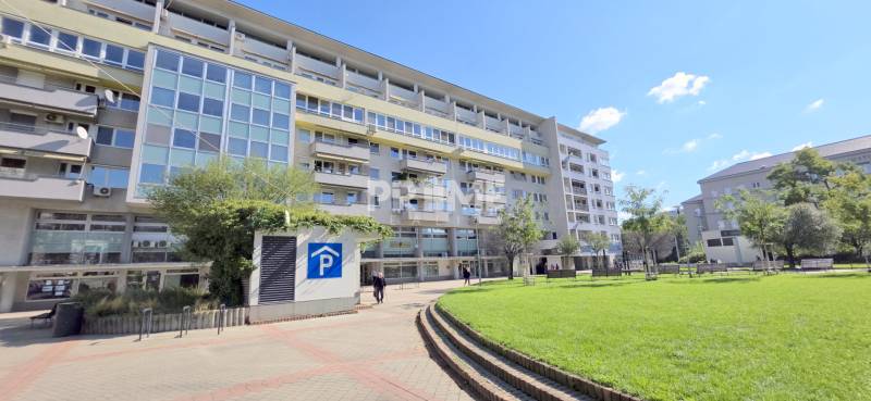 EXKLUZÍVNY 4i byt, PARKING, BALKÓN, LOGGIA, KLÍMA, ulica Martina Benku